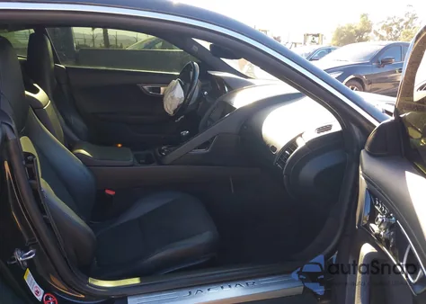 2016 Jaguar F-Type S z USA, uszkodzony, nr VIN SAJWB6BCXG8K32777